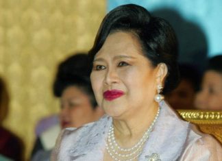 Reine mère Sirikit