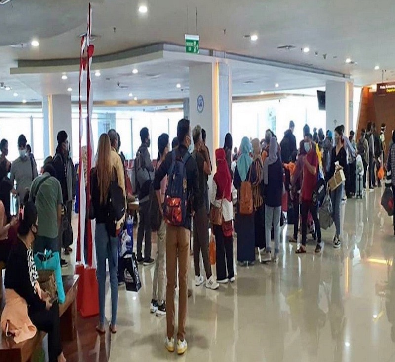 touristes Ngurah Rai International Airport
