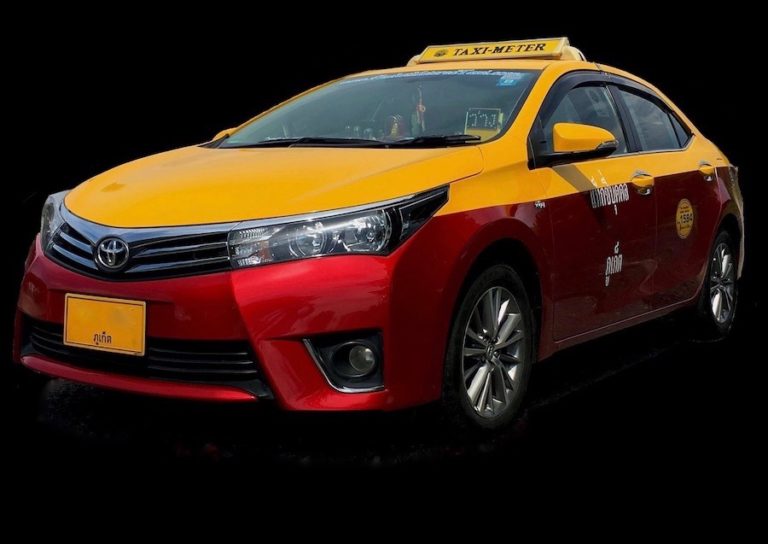 THAÏLANDE – SOCIÉTÉ : Enquête sur la mafia des taxis de Phuket après la diffusion de vidéos