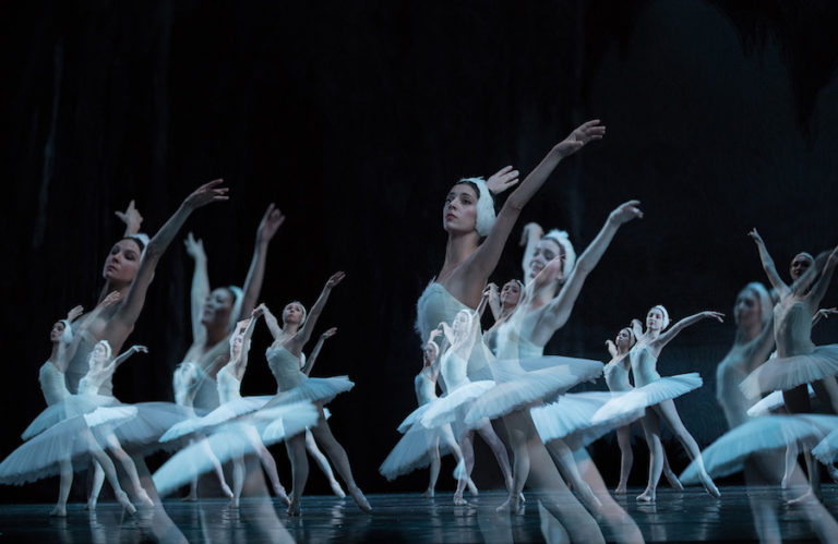 BANGKOK – FESTIVAL : Le Lac des Cygnes, un moment d’émotions partagées
