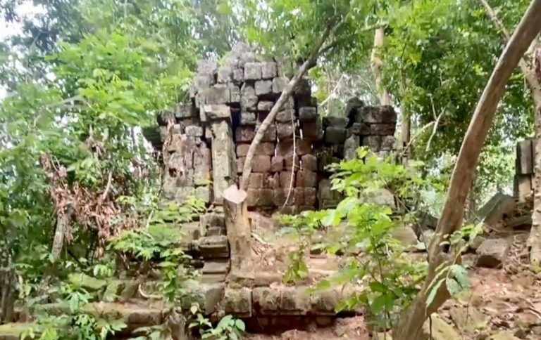 CAMBODGE – TOURISME : Au Temple de Ta Lei, avec notre «Indiana Jones» Paolo