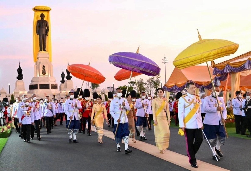 inauguration statue Rama IX