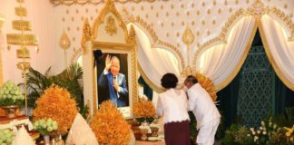 roi cambodge mémoire