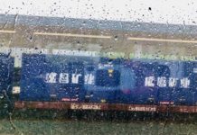 LAOS – ÉCONOMIE : Le fret ferroviaire sur la ligne Laos-Chine dépasse 1,4 million de tonnes train Laos Chine