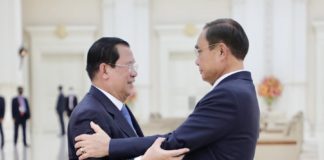Hun Sen Prayut