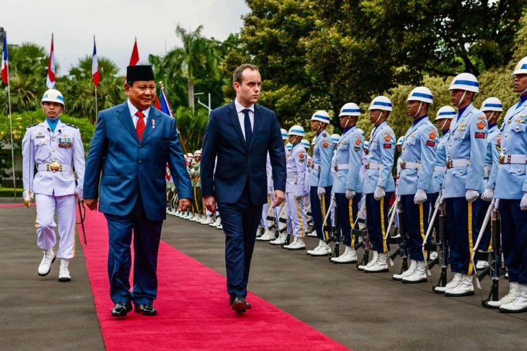 INDONÉSIE – FRANCE : Entre Jakarta et Paris, une lune de miel militaire