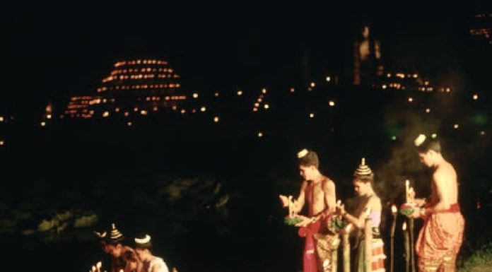 THAÏLANDE – CHRONIQUE : Loy Krathong, phénomène de la vie Loy Kratong