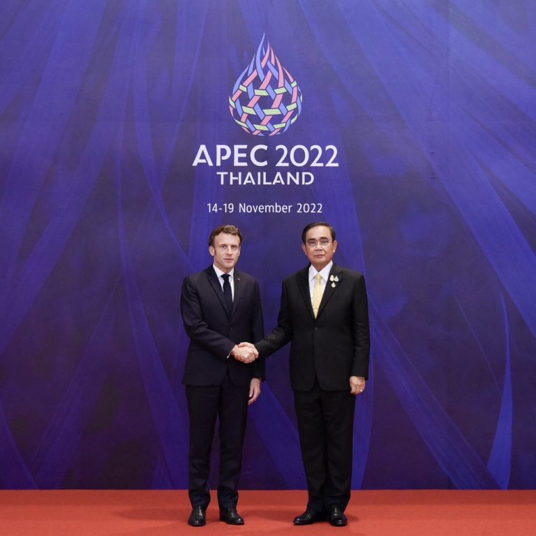 THAÏLANDE – APEC : Macron aux dirigeants asiatiques : « Vous pouvez compter sur la France »
