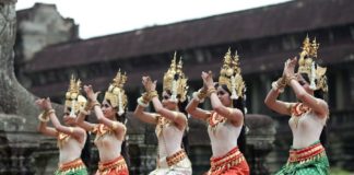 Preah Reach Troap danse cambodge