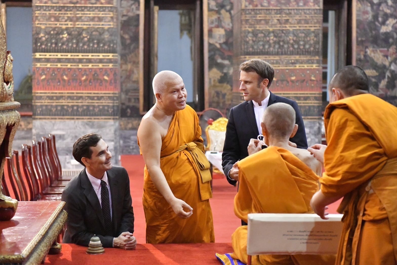 Wat Pho visite Macron