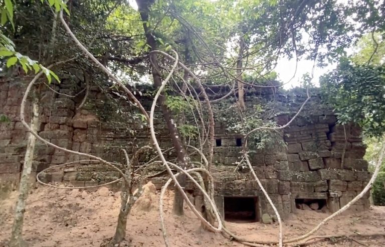 CAMBODGE – TOURISME : Au Temple de Kor Pong Ro, avec notre «Indiana Jones» Paolo