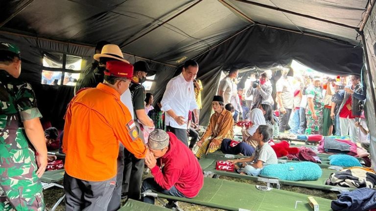 INDONÉSIE – SÉISME : 268 morts désormais dénombrés à Java