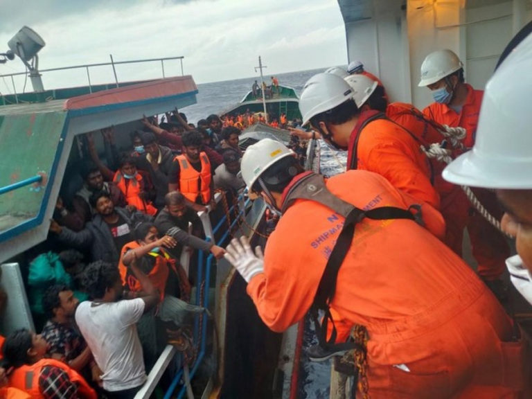 VIETNAM – NAUFRAGE :  Plus de 300 sri-lankais secourus au large des Spratleys