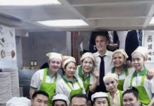 THAÏLANDE – TOURISME : Emmanuel Macron, annonciateur d’un succès touristique «Made in France» ? yaowarat avec Macron