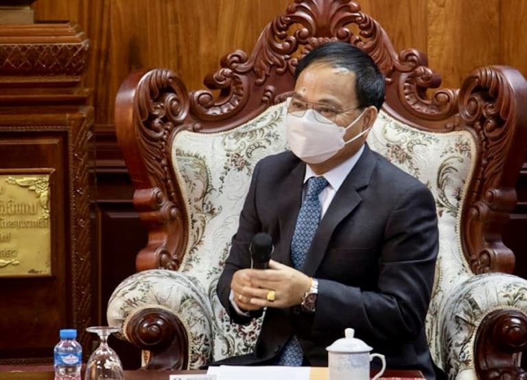 LAOS – SOCIÉTÉ : A Luang Prabang, tout le monde se soulage dans les toilettes !