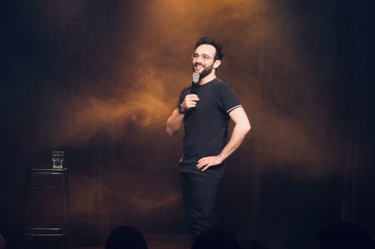 BANGKOK – SPECTACLE : « Nuances » : le one man show qui décape !