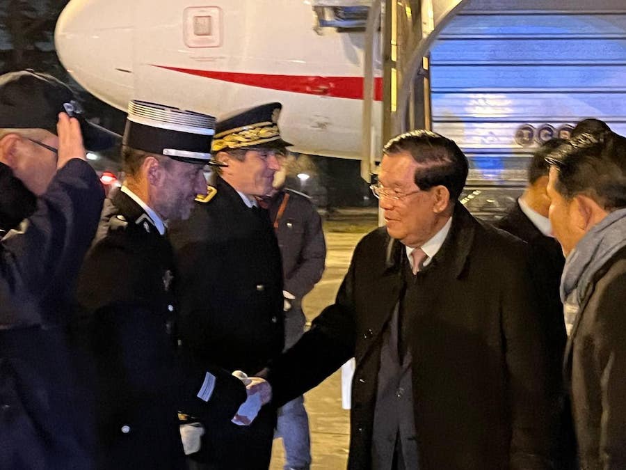 Hun Sen Paris