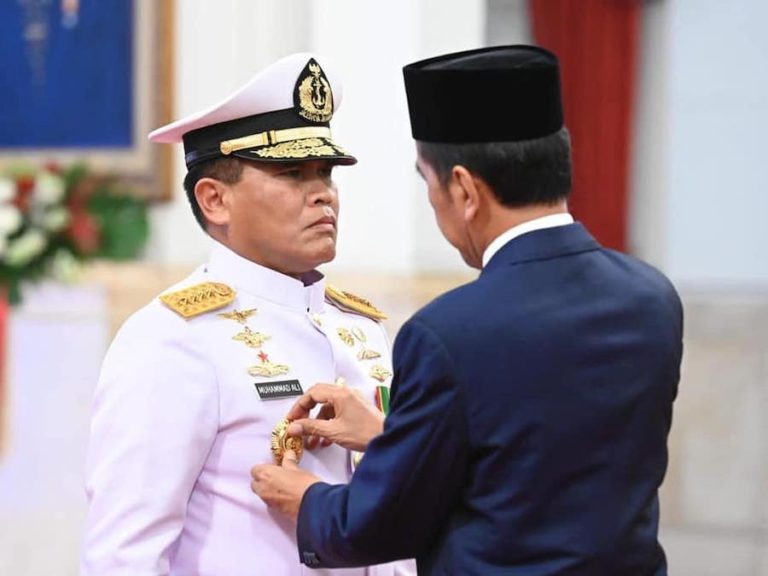 INDONÉSIE – ARMÉE : Nouveau commandant en chef de la marine indonésienne