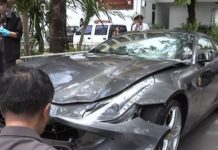 voiture ferrari héritier Red bull