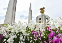 fleurs bangkok fete nationale