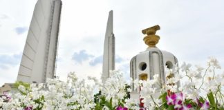 fleurs bangkok fete nationale