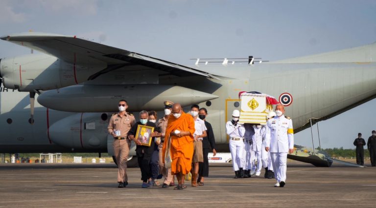 THAÏLANDE – NAUFRAGE : Retour des dépouilles à Sattahip des marins noyés