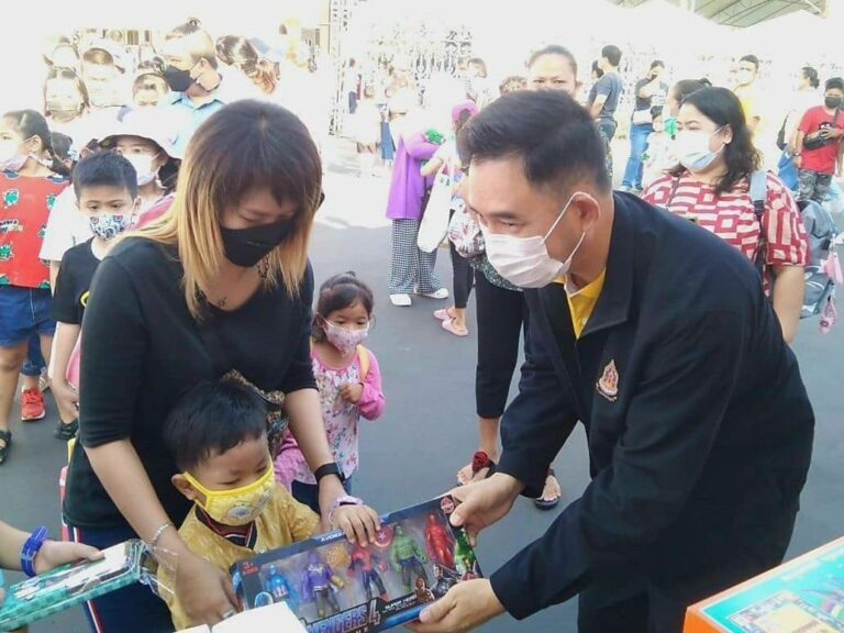 THAÏLANDE – SOCIÉTÉ : Une enquête révèle que les enfants thaïlandais rêvent d’être enseignants