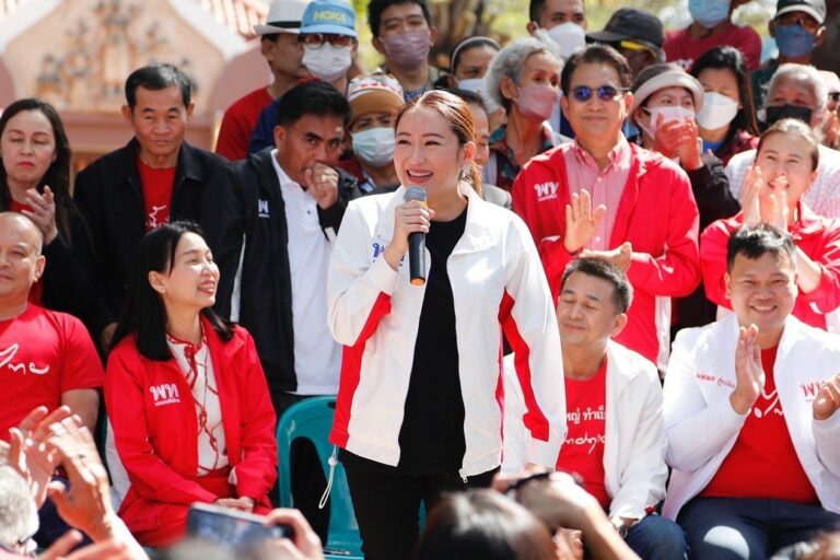 THAÏLANDE – POLITIQUE : La fille de Thaksin parle du retour (hypothétique) de son père