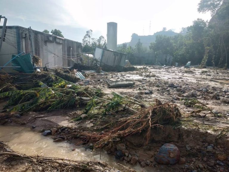THAÏLANDE – CATASTROPHE : Pas de victime dans le glissement de terrain à Songkhla