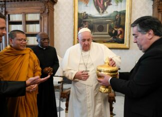 CAMBODGE – SOCIÉTÉ : Le pape François discute de la « conversion écologique » avec des moines bouddhistes pape François Cambodge
