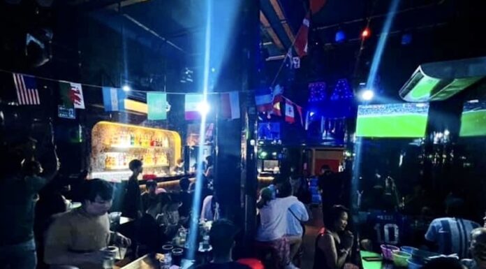 THAÏLANDE – SOCIÉTÉ : Khao San prié de réduire le volume ! Bar Khao San Road
