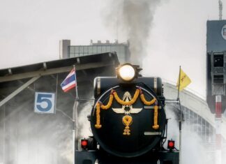 Locomotive Pacific Train Thailande