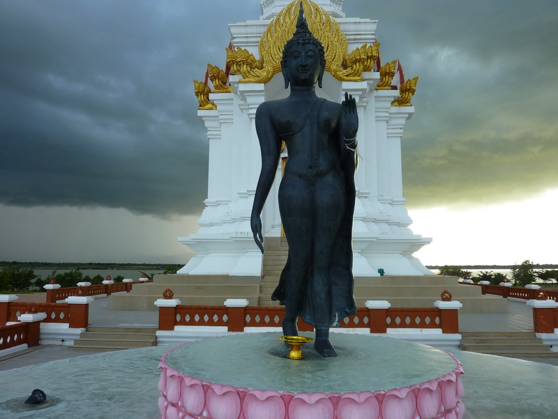 bouddha marchant à Sukhotha