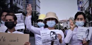 manifestants junte Birmanie