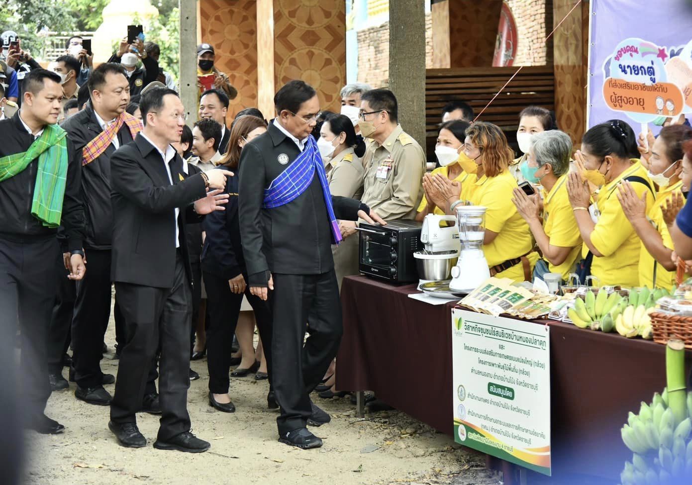 Prayut visite Ratchaburi.