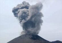 volcan Anak Krakatoa