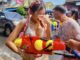 THAÏLANDE – TOURISME : Songkran 2026, la grande fête maintenue Songkran fille Samui