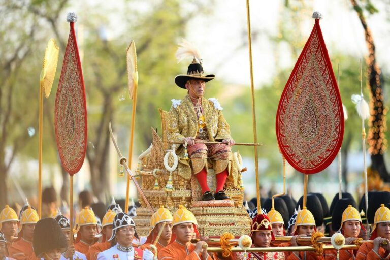 THAÏLANDE – SOCIÉTÉ : Grande cérémonie royale le 4 mai, mais sans le roi Rama X qui sera à Londres