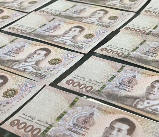 THAÏLANDE – ÉCONOMIE : La dette reste sous contrôle en 2026, mais des défis à venir Thai bahts