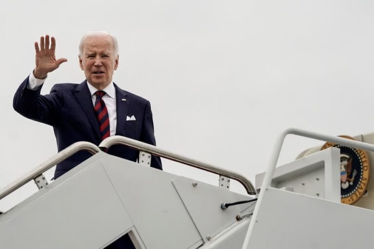 ASIE – SOMMET : Joe Biden arrive au Japon pour le G7, mais annule le reste de son voyage asiatique