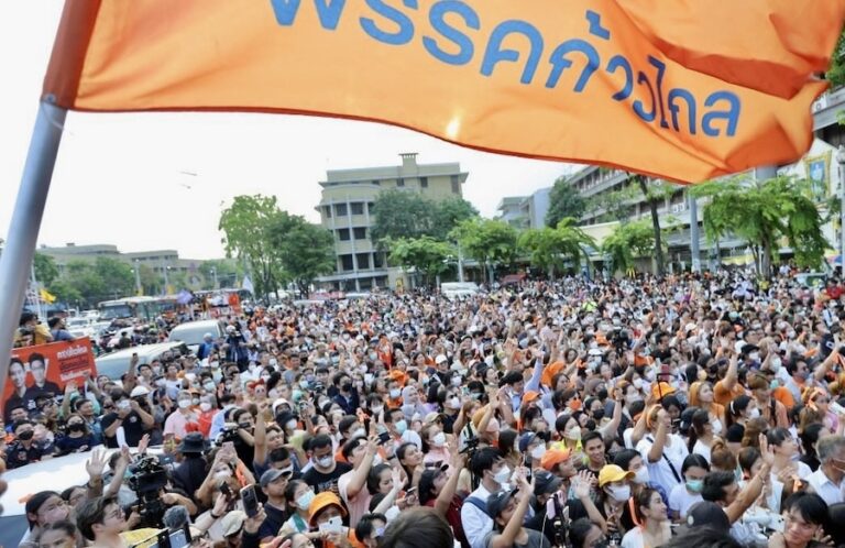 THAÏLANDE – ANALYSE : Un ancien ministre Thaïlandais donne sa version (anonyme) de la donne politique
