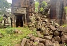 CAMBODGE – TOURISME : Au Temple Prasat Chen, avec notre « Indiana Jones » Paolo Temple Prasat Chen