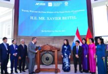 Xavier Bettel Ho Chi Minh Stock Exchange