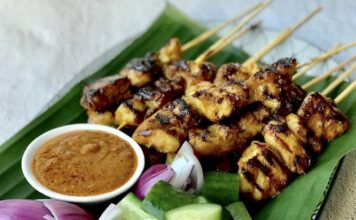 THAÏLANDE – GASTRONOMIE : Faites-vous plaisir, goutez le pays du sourire par le menu… poulet satay