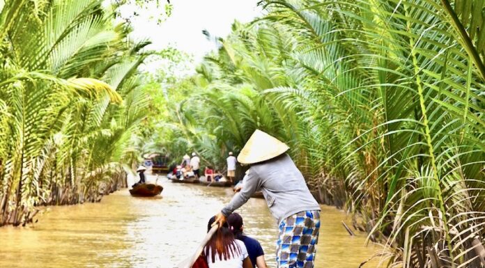 VIETNAM – TOURISME : Près de 19,2 millions de visiteurs internationaux en onze mois Touristes Vietnam