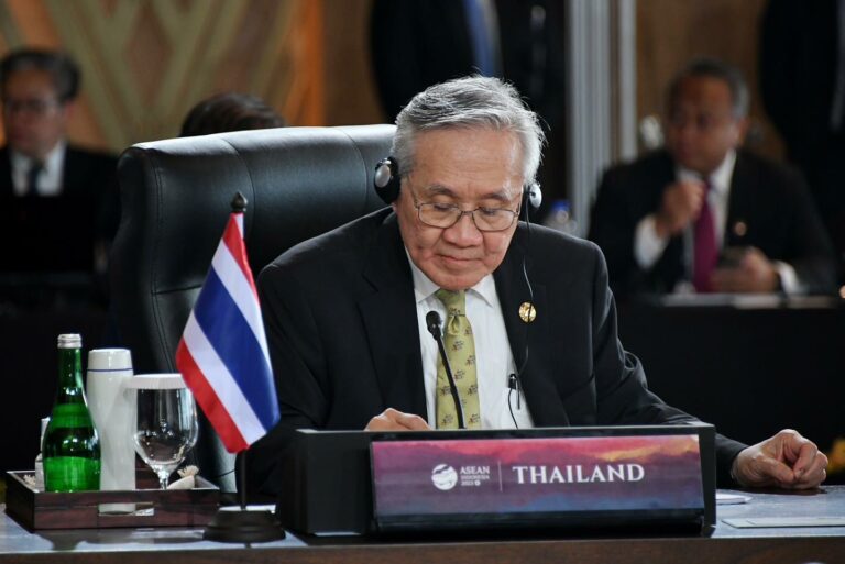 THAÏLANDE – BIRMANIE : Pour le pouvoir thaïlandais, discuter avec la junte Birmane reste justifié