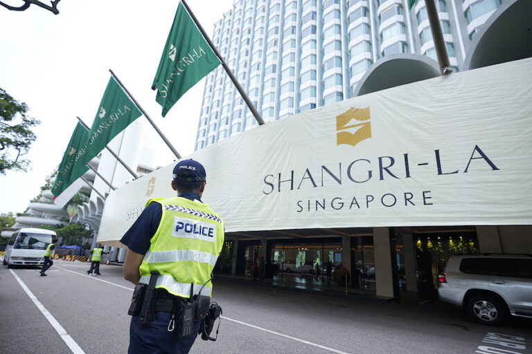 SINGAPOUR – DÉFENSE : Au Shangri La Dialogue, Josep Borrell défend l’Europe