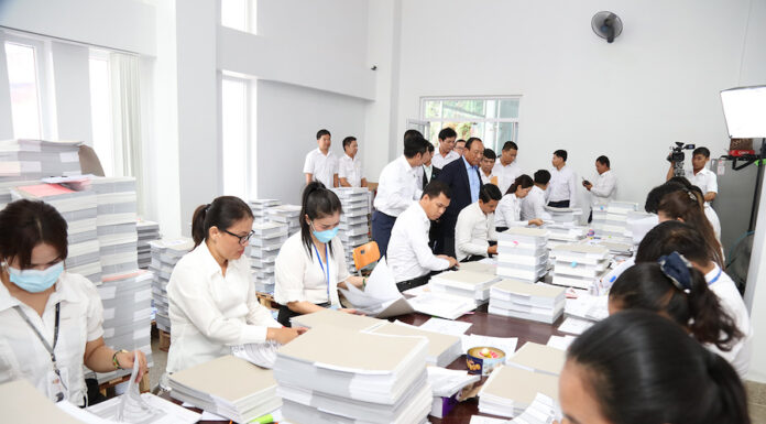 CAMBODGE EXPRESS – ACTUALITÉS : Que retenir de l’actualité cambodgienne du 12 au 18 juin ? bulletins vote Cambodge