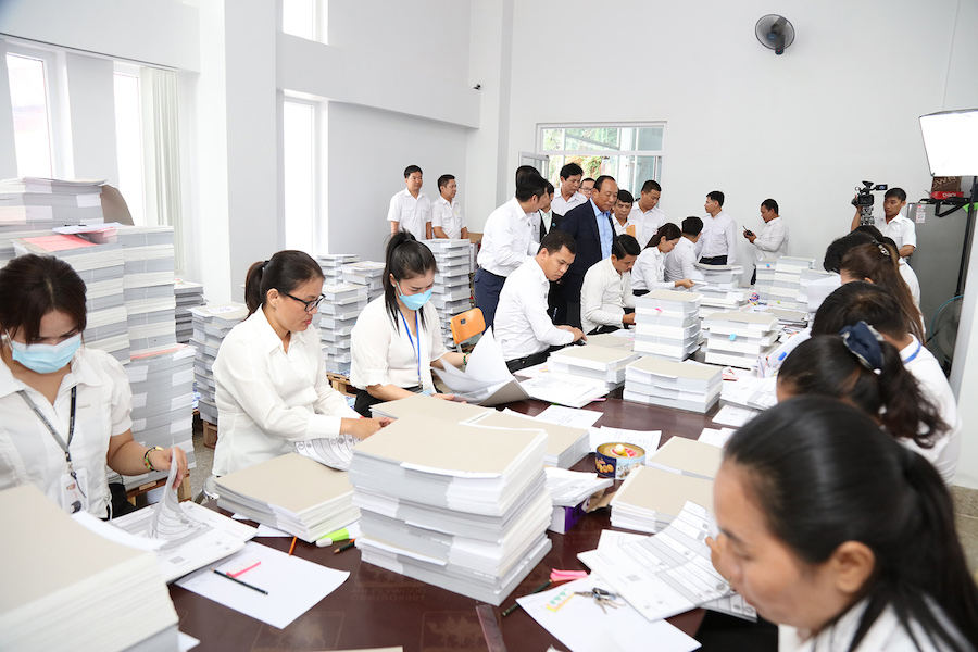 bulletins vote Cambodge