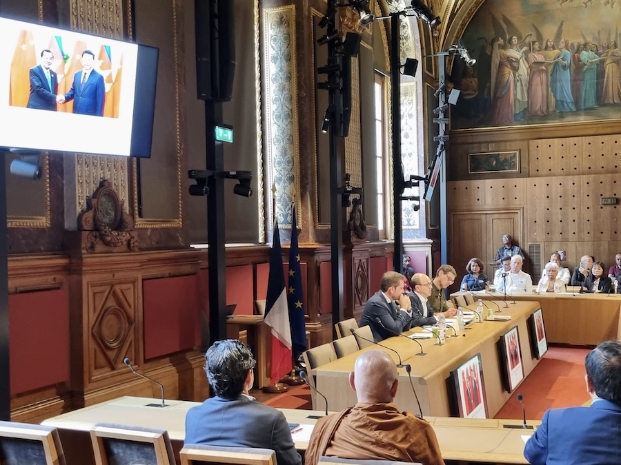 Conférence au sénat sur le Cambodge